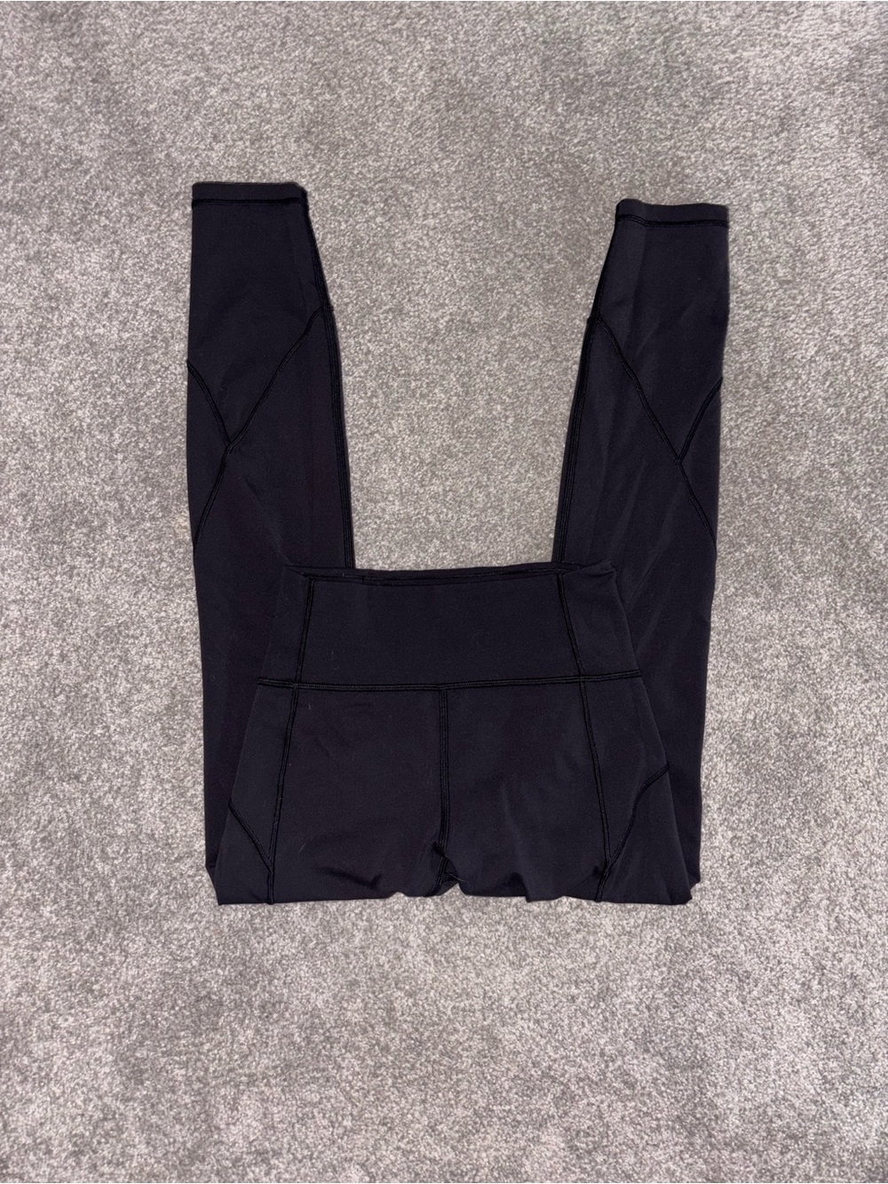 Women’s Size 4 Lululemon Black Leggings